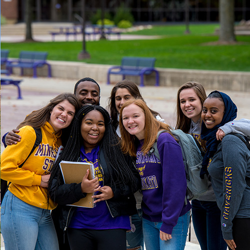 group of seven students together posing for a picture